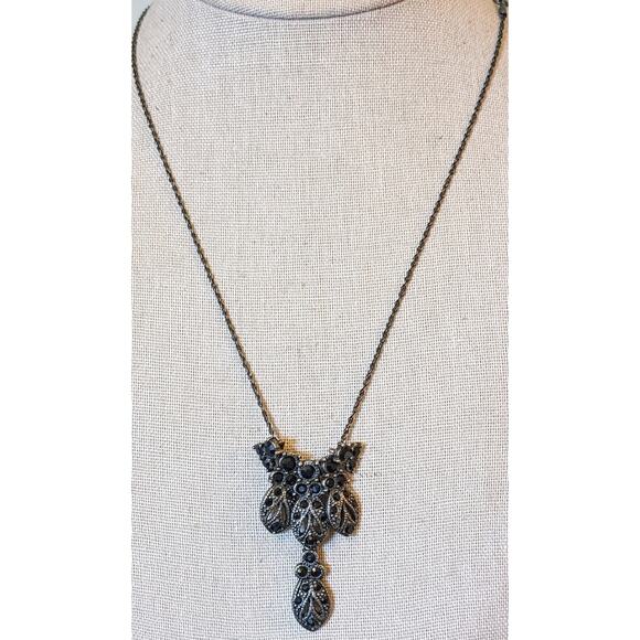 Black Crystal Charm Gun Metal Chain Necklace - Picture 1 of 8